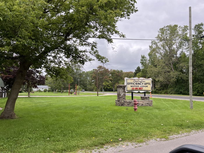 Huron Inn Motel (Darlington Efficiency Apartments) - Sept 10Th 2023 (newer photo)
